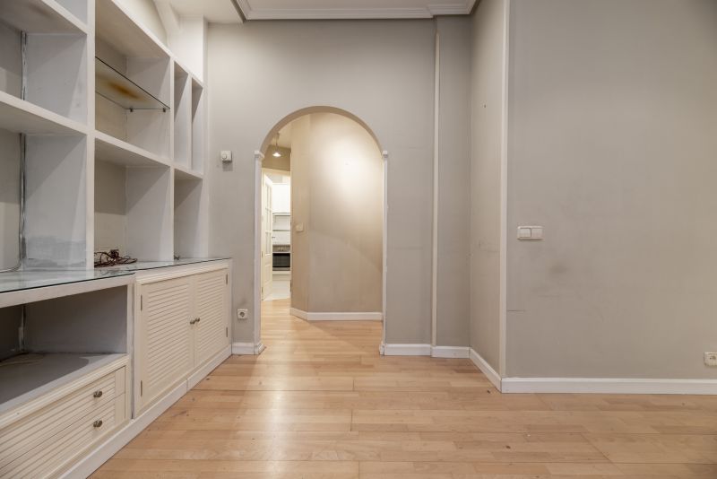 Shelf System Installation detail